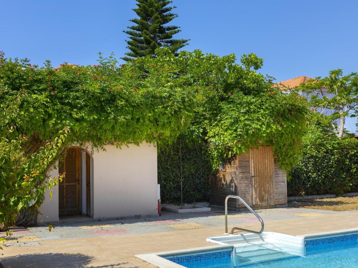 Vila Meneou Seaside Mansion 7 Larnaca Exteriér fotografie