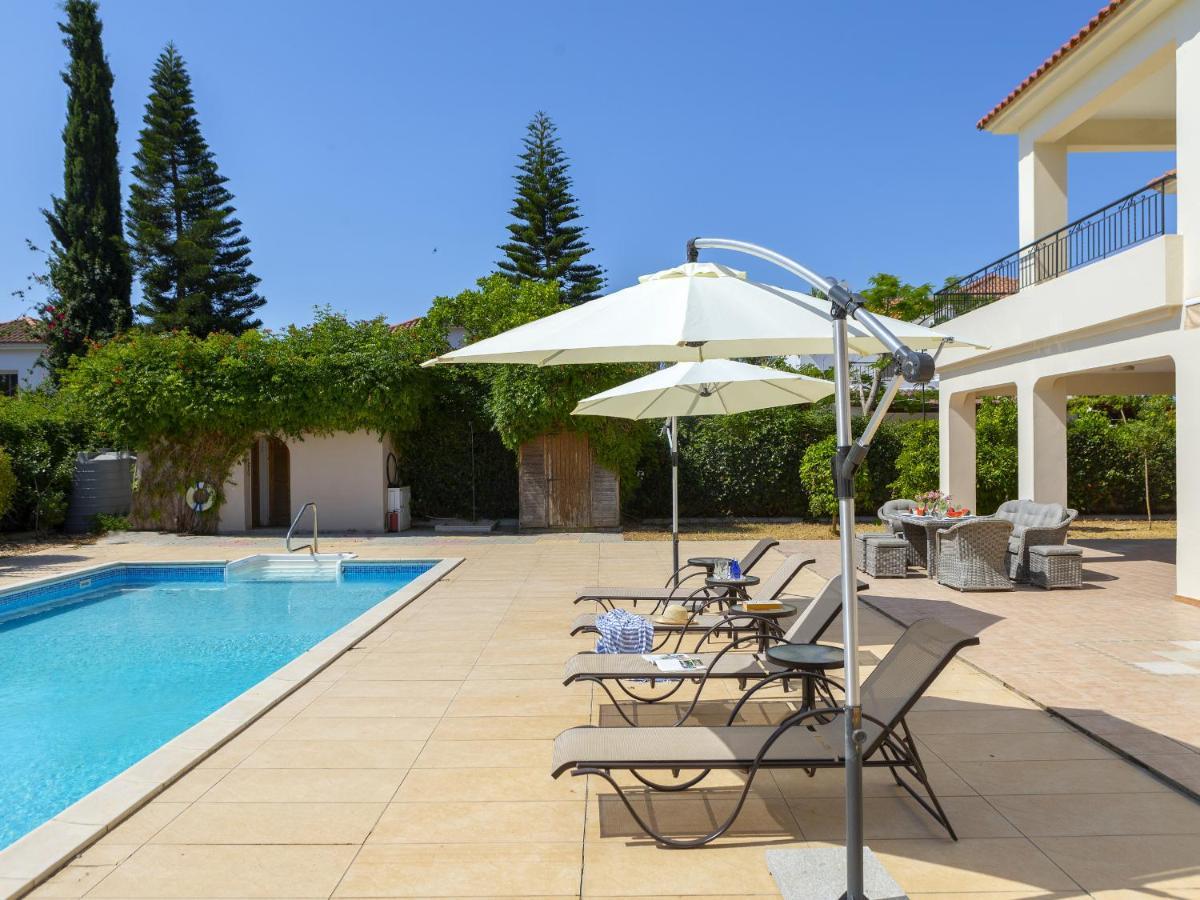 Vila Meneou Seaside Mansion 7 Larnaca Exteriér fotografie