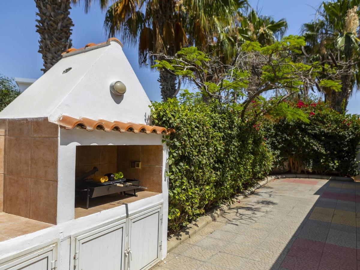 Vila Meneou Seaside Mansion 7 Larnaca Exteriér fotografie